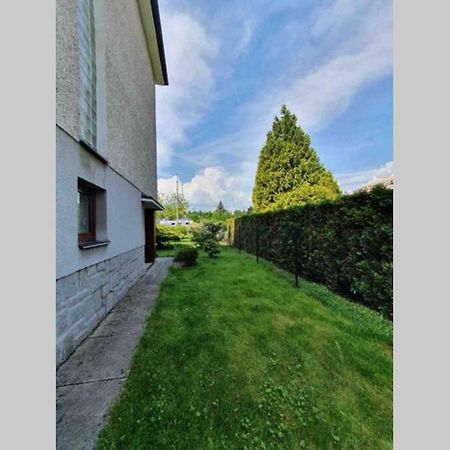 Family Apartment With Garden And Parking Spot Ceske Budejovice Exterior foto