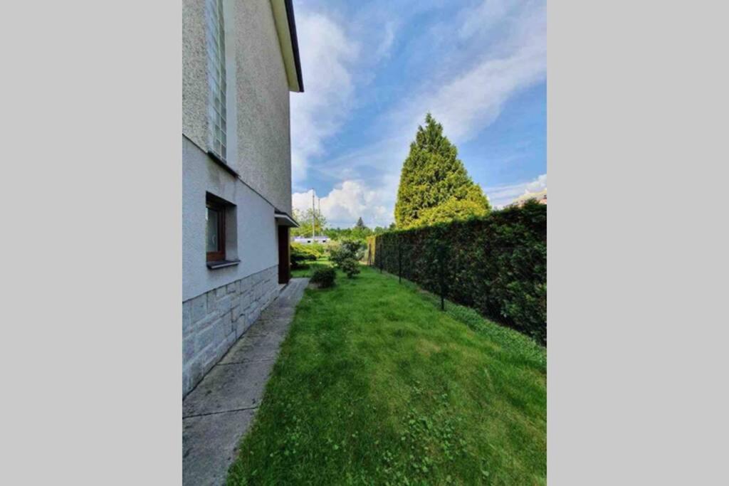 Family Apartment With Garden And Parking Spot Ceske Budejovice Exterior foto